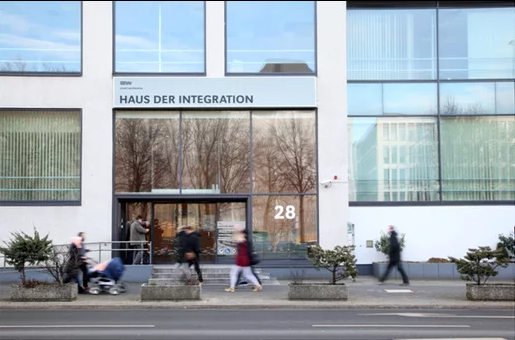 Frontansicht des Hauses der Integration Wuppertal